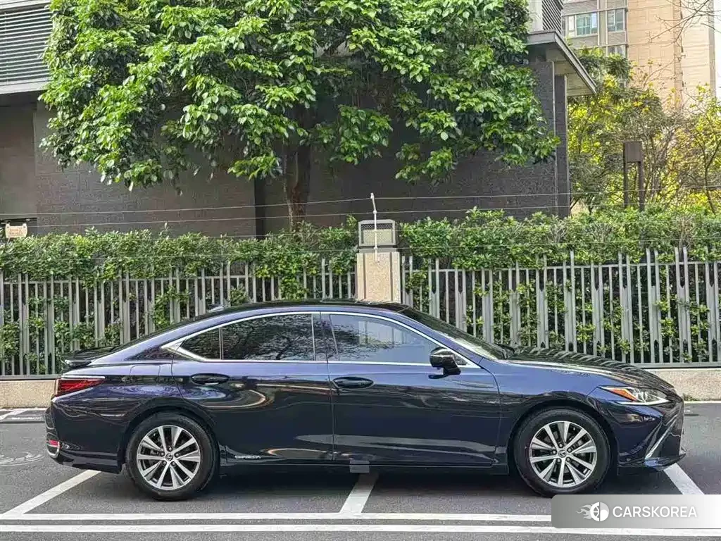 Lexus ES 2019 Синий из Китая, фото 3