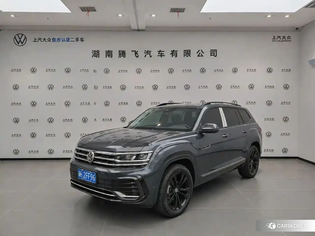Volkswagen Teramont 2022 Silver/gray из Китая, фото 3