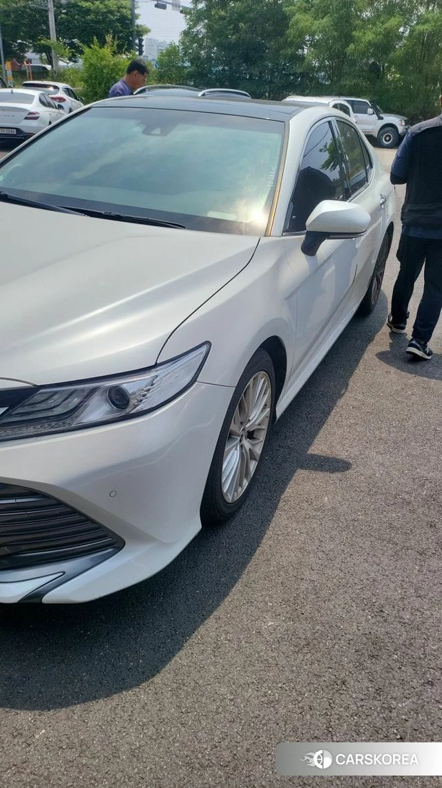 Toyota Camry (XV70) 2019 Белый из Кореи, фото 3