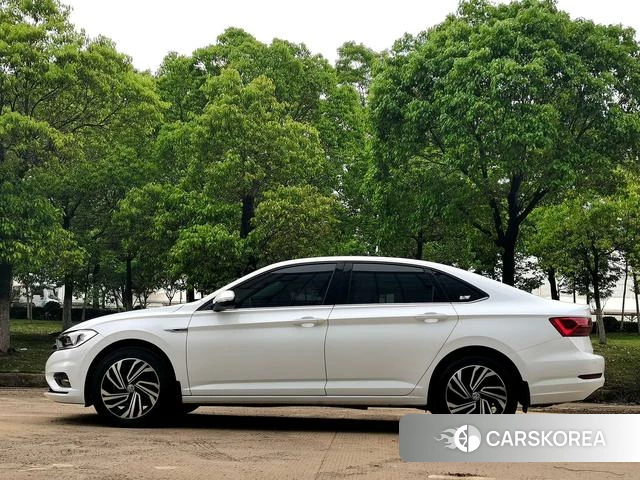 Volkswagen Sagitar id 4290250 из Китая 17
