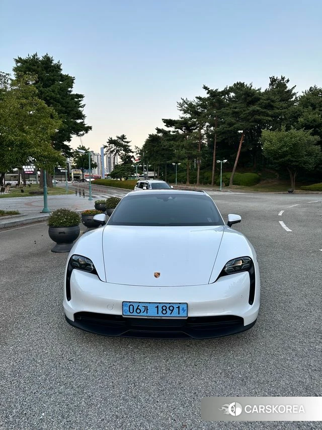 Porsche Taycan 2021 Белый из Кореи, фото 3