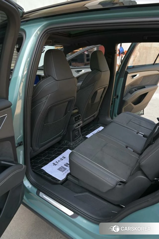 Audi Q5 e-tron id 4307736 из Китая 17