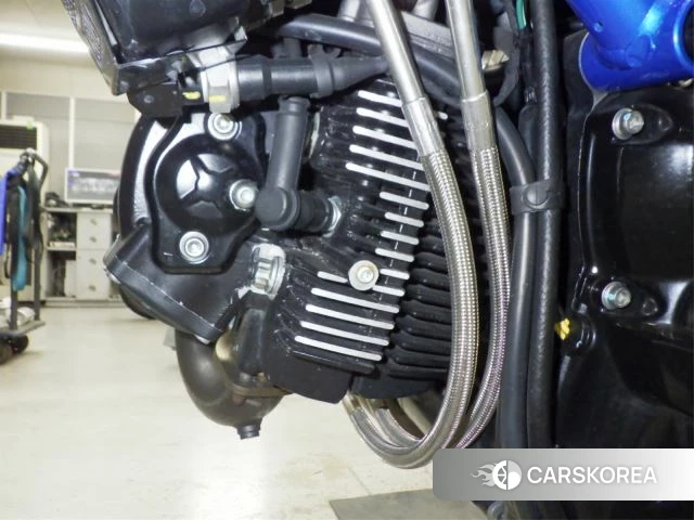 Engine photo