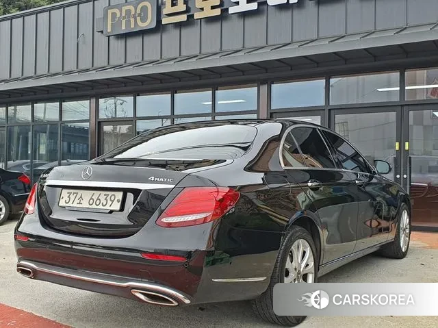 Mercedes-Benz E-Class W213 2019 Черный из Кореи, фото 6