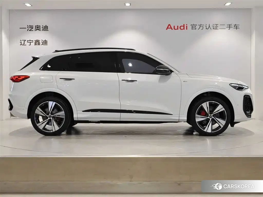 Audi Q5L 2026 Белый из Китая, фото 3
