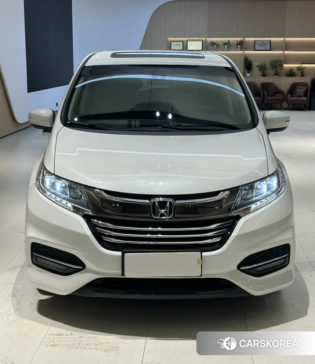 Honda Odyssey 2018 Белый из Китая, фото 4