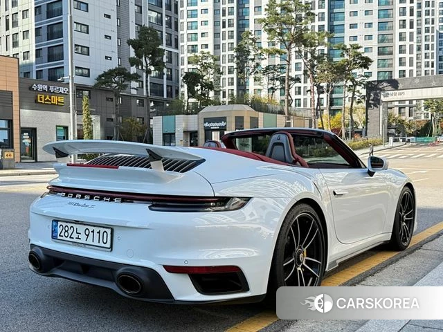 Porsche 911(992) id 4383214 из Кореи 7