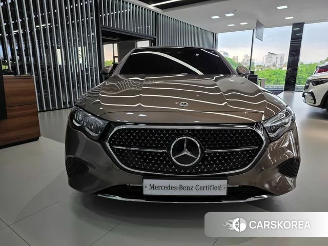 Mercedes-Benz E-Class W214 id 4635106 из Кореи 13