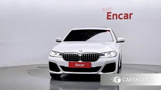 BMW 5 Series (G30) id 3571839 из Кореи 13