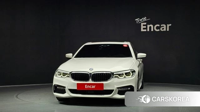 BMW 5 Series (G30) id 4378079 из Кореи 23