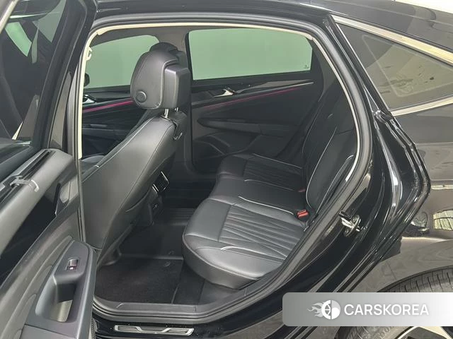 Volkswagen Passat id 4278579 из Китая 13