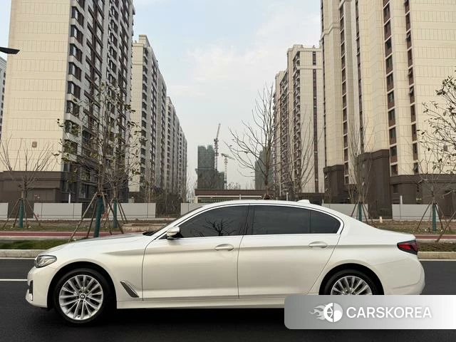 BMW 5 series id 4272027 из Китая 23