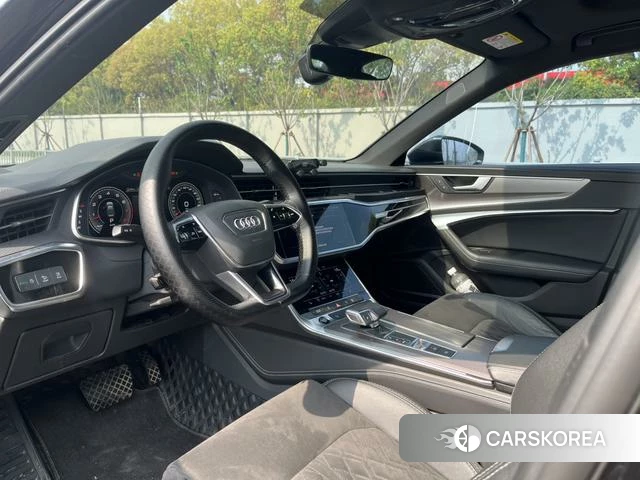 Audi A6L id 4240930 из Китая 8