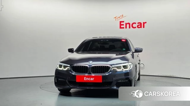 BMW 5 Series (G30) id 4775624 из Кореи 23