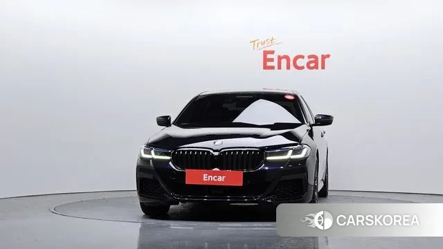 BMW 5 Series (G30) id 3472377 из Кореи 13