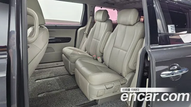 Kia All New Carnival id 2766177 из Кореи 13