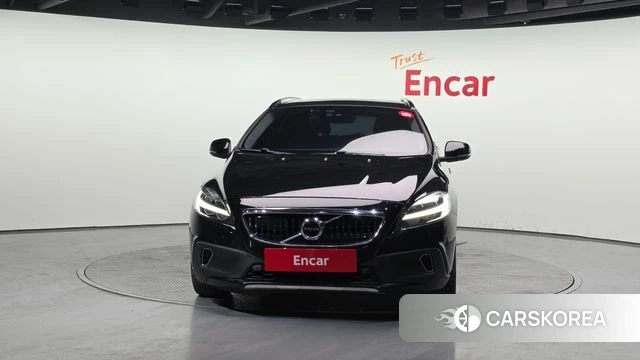 Volvo V40 Cross-Country id 3924645 из Кореи 13