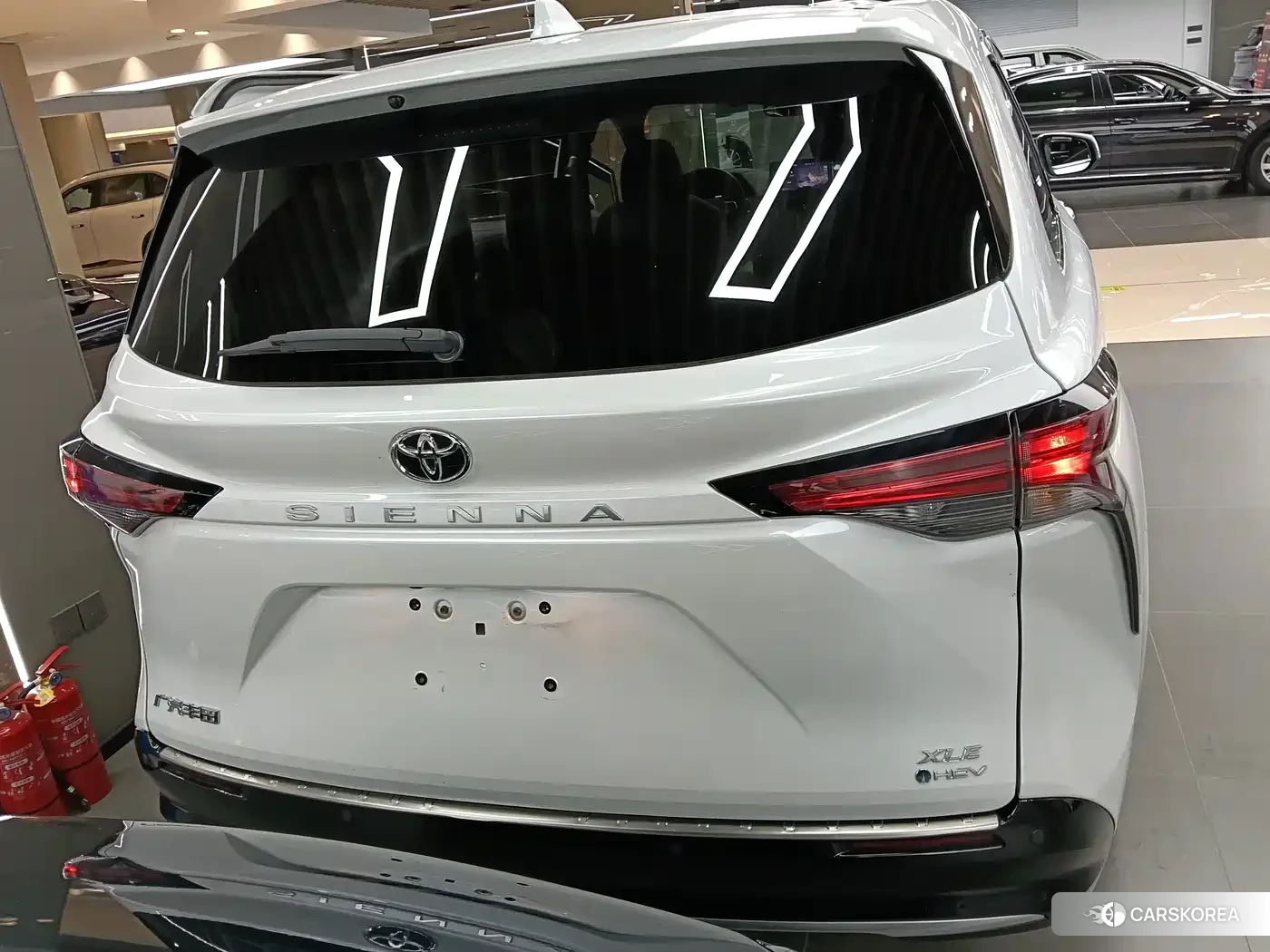 Toyota Sienna 2026 Белый из Китая, фото 3
