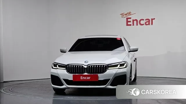 BMW 5 Series (G30) id 3504070 из Кореи 13