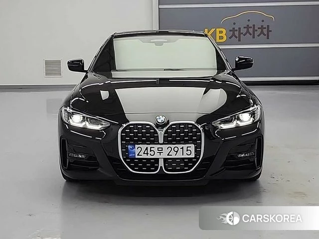 BMW 4 Series (G22) 2023 Черный из Кореи, фото 3