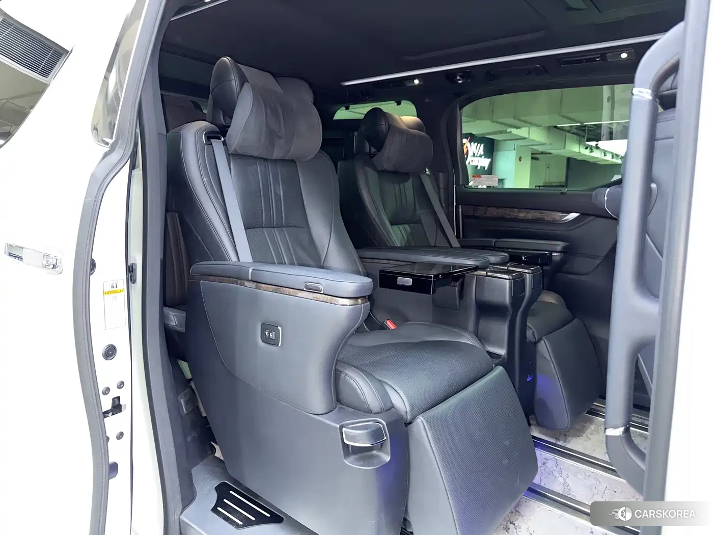 Toyota Elfa id 4578174 из Китая 20