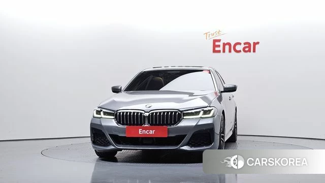 BMW 5 Series (G30) id 4337532 из Кореи 23