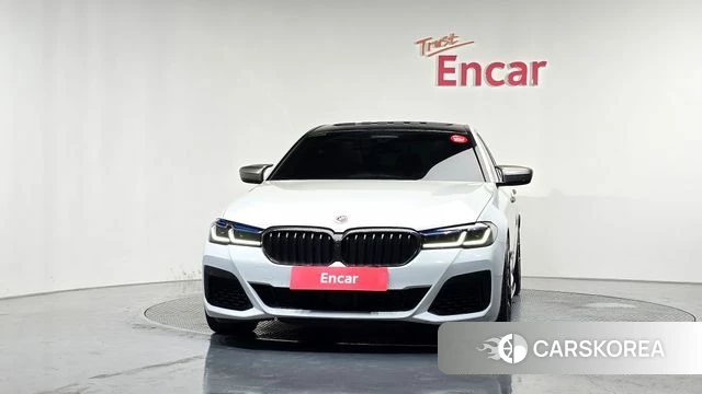 BMW 5 Series (G30) id 4572737 из Кореи 23