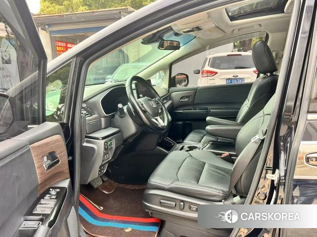 Honda Odyssey 2023 Черный из Китая, фото 3