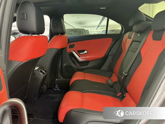 Mercedes-Benz Class A AMG 2025 Серебристо-серый из Китая, фото 5