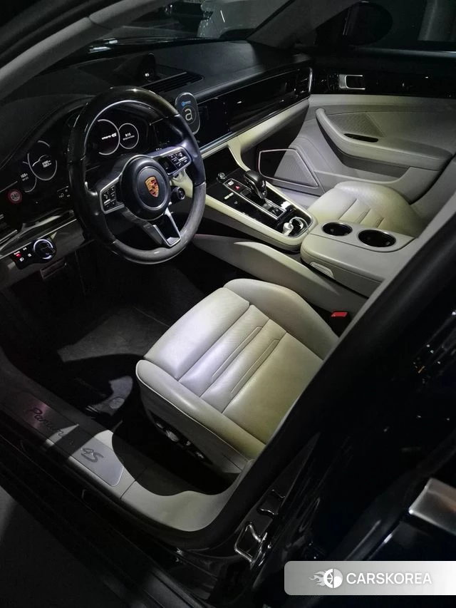 Porsche Panamera (971) 2018 Черный из Кореи, фото 5