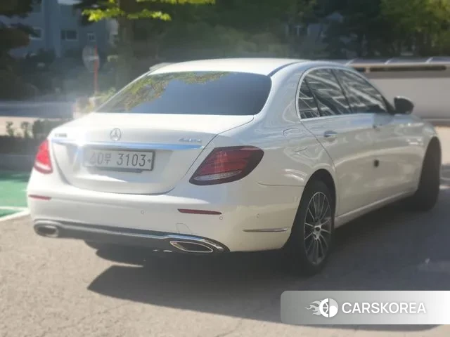 Mercedes-Benz E-Class W213 2018 Белый из Кореи, фото 6