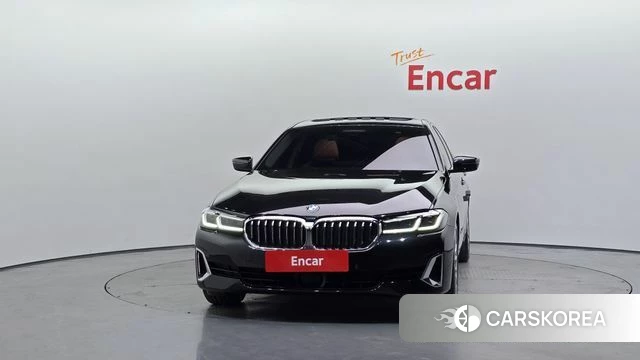 BMW 5 Series (G30) id 4415023 из Кореи 13