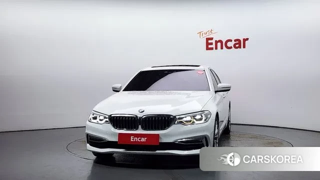 BMW 5 Series (G30) id 3050776 из Кореи 13