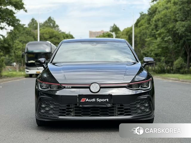 Volkswagen Golf GTI 2022 Черный из Китая, фото 3