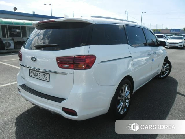 Kia The New Carnival id 4694147 из Кореи 13