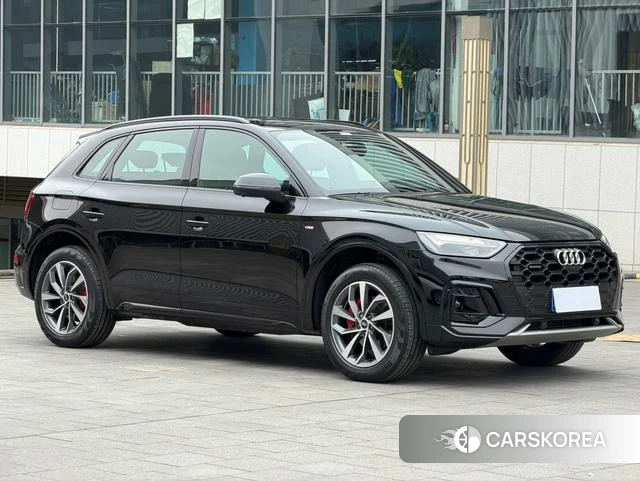 Audi Q5L 2024 Черный из Китая, фото 3