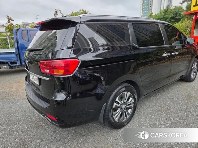 Kia The New Carnival id 3150369 из Кореи 9