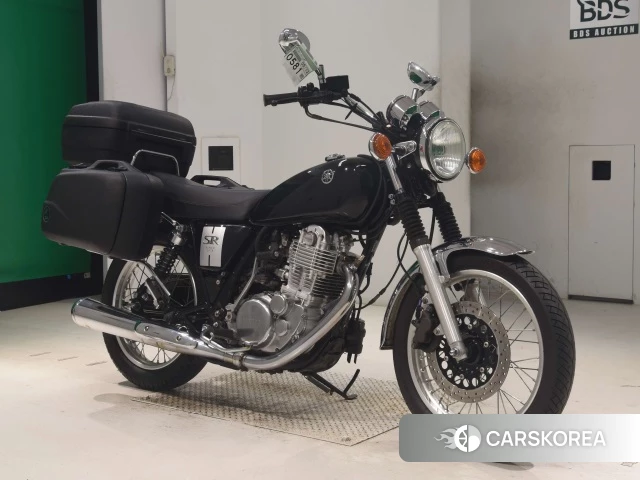 Проданный Yamaha SR400 2019 из Японии