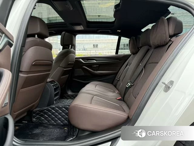 BMW 5 series PHEV id 4277253 из Китая 14