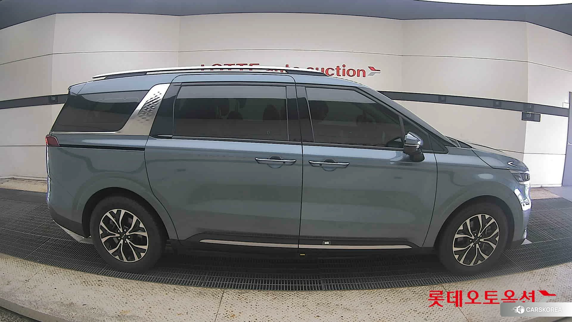 Kia Carnival id 4669077 из Кореи 22