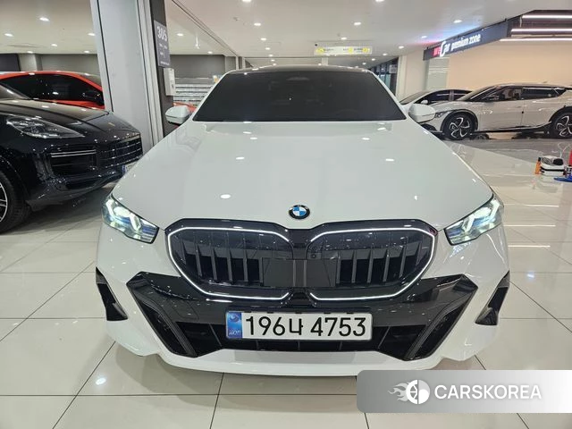 BMW 5 Series (G60) id 4266317 из Кореи 13