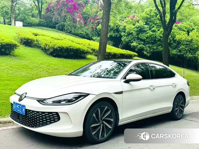 Volkswagen Lingdu 2023 Белый из Китая, фото 3