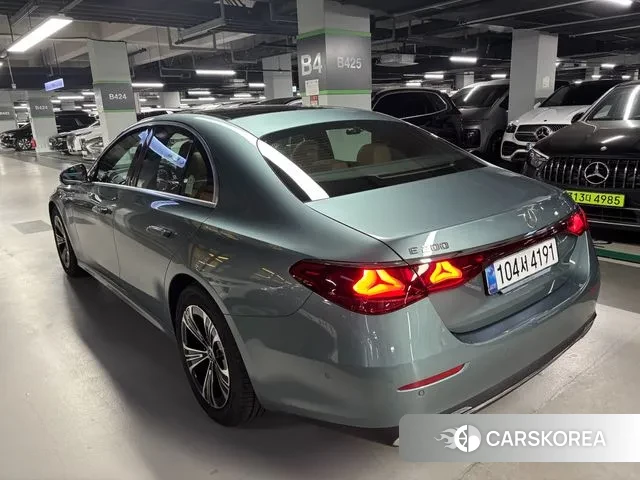 Mercedes-Benz E-Class W214 2025 Синий нефрит из Кореи, фото 4