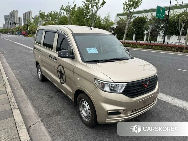 Wuling Automobile Wuling Hongguang V 2025 Шампань из Китая, фото 3