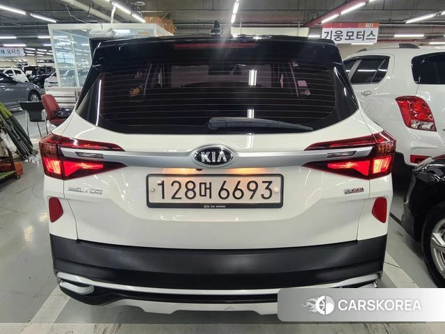 Kia Seltos 2020 Белый из Кореи, фото 6