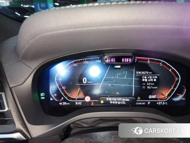 BMW X4 (G02) 2024 Светло-серебряный цвет из Кореи, фото 3