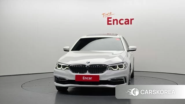 BMW 5 Series (G30) id 3885424 из Кореи 13