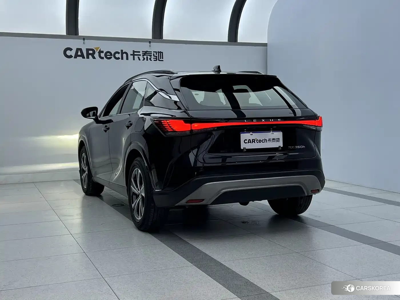 Lexus RX 2026 Черный из Китая, фото 3