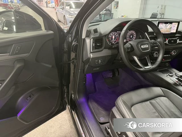 Audi Q5L id 4272749 из Китая 13