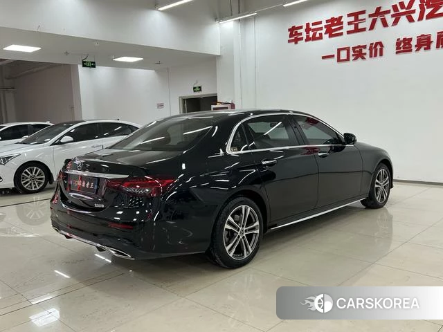 Mercedes-Benz E-class 2022 Черный из Китая, фото 6